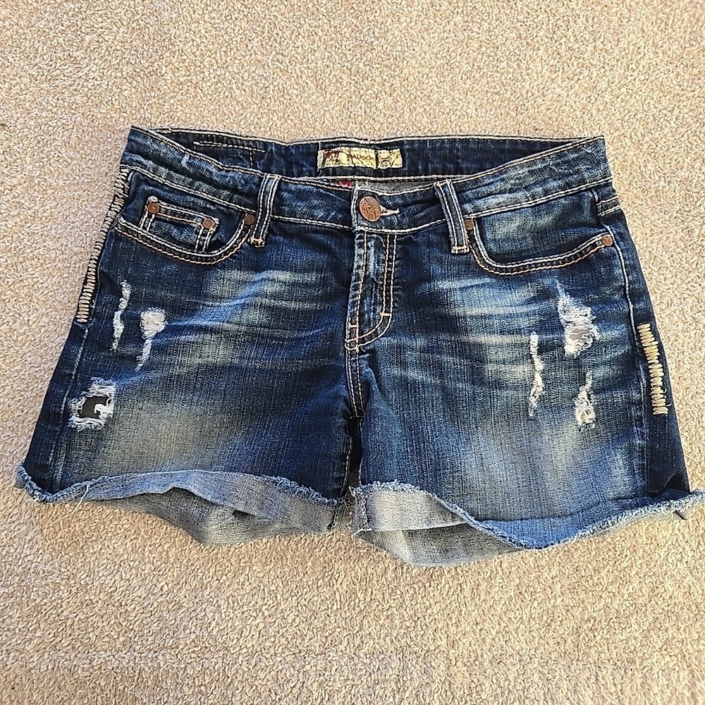 BKE Denim Madison Low Rise Distressed Rough Hem Shorts Womens 28 Blue Y2K Vibes